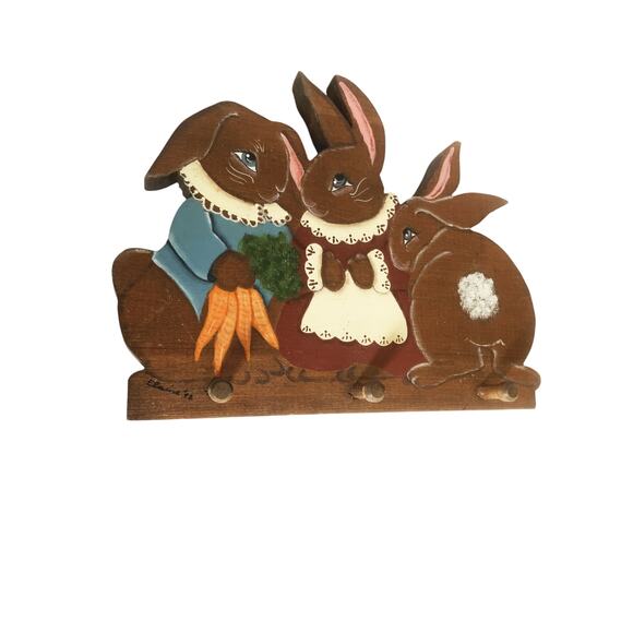 Vintage Bunny 3 Peg 3 Bunnies Wall Hanging Keys Leashes Signed Elaine 98 - Picture 3 of 7